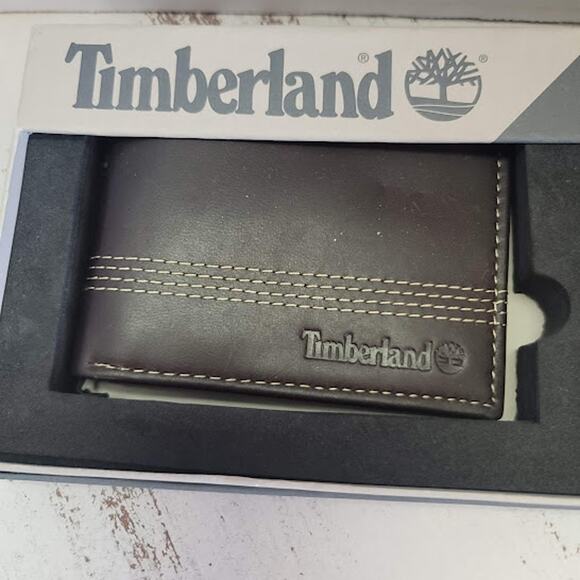 Timberland Genuine Leather BiFold Wallet Key Fob 3.5x4.5 NEW Brown Saddle Stitch - Picture 2 of 3